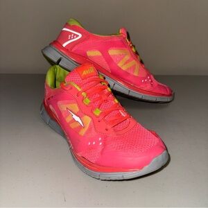 AVIA sneakers Womens 8.5 Neon Peach Pink Orange